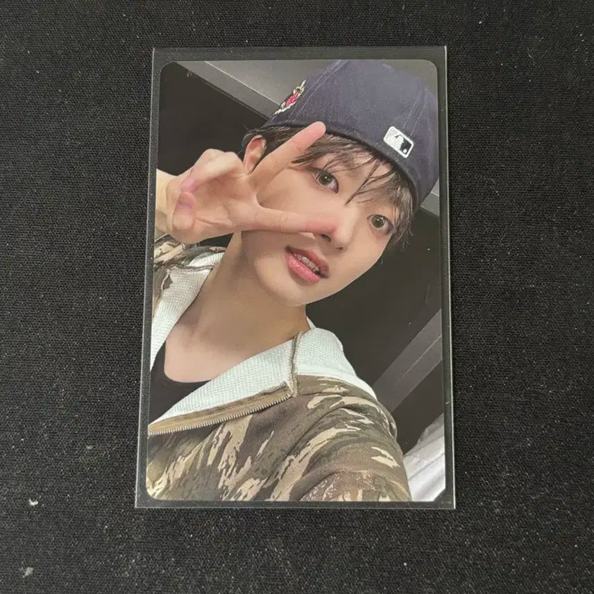 앤팀 의주 이즈위 고인블라인드 홍콩 대면 포카