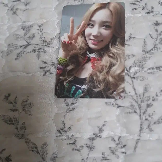 태티서 태연미니1집 포카 팝니다