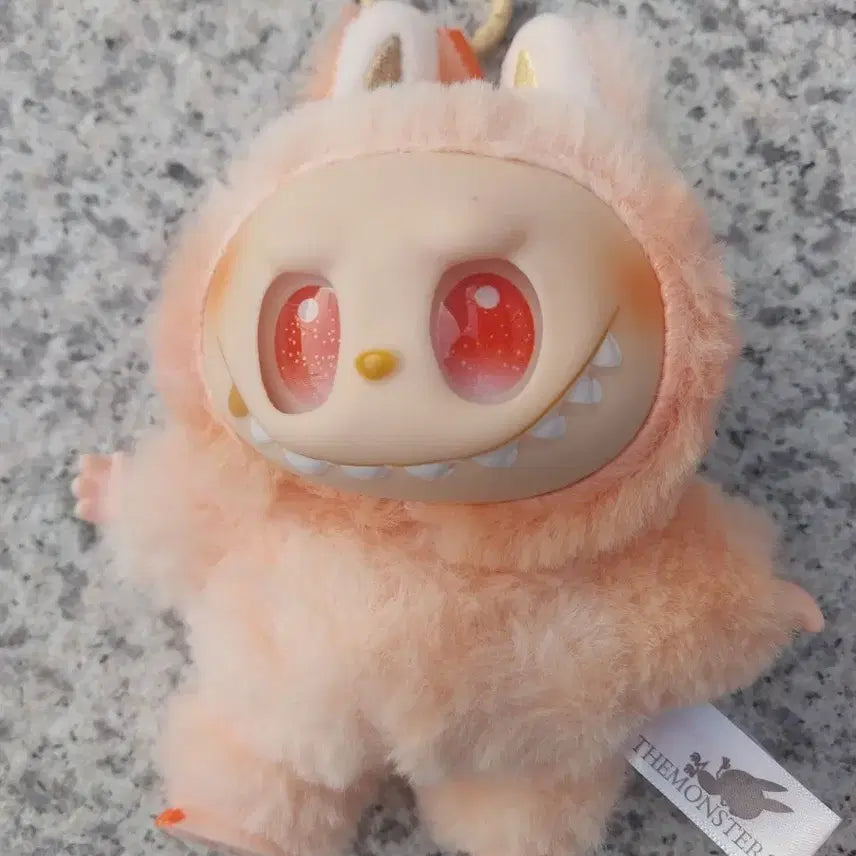 장품 인기 라부부인형