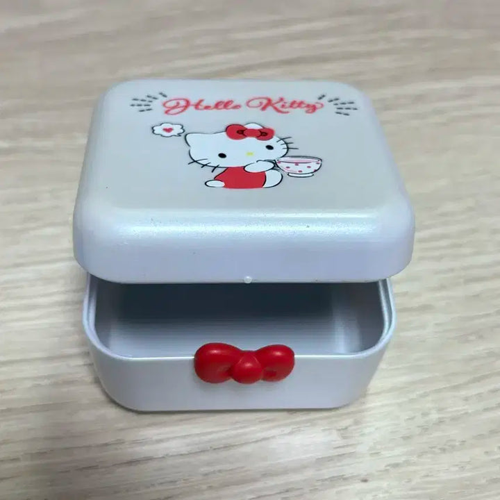 헬로키티 푸드타운 팝마트 피규어