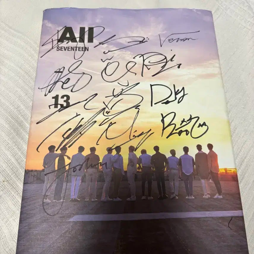 세븐틴 친필싸인 비매앨범 (AI1 앨범 미니4집 울고싶지않아)