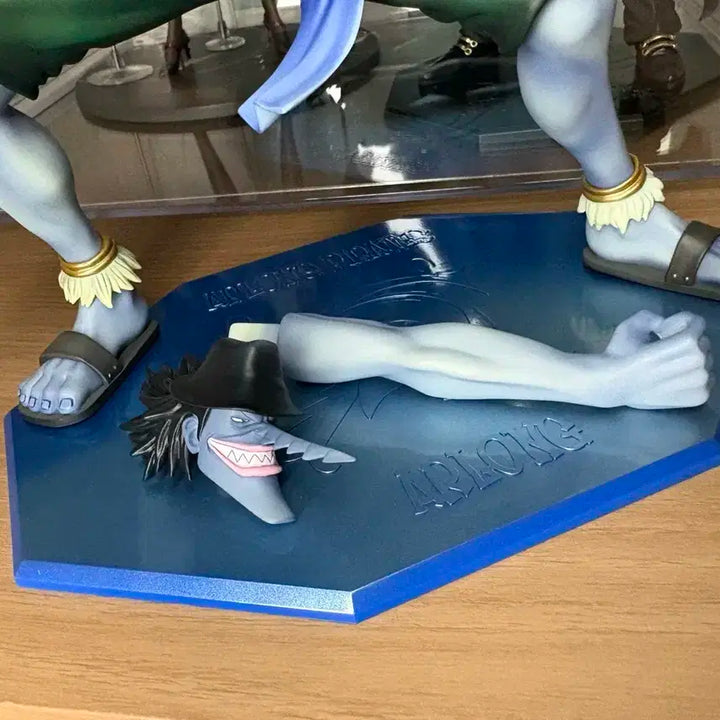 원피스 pop 아론 피규어