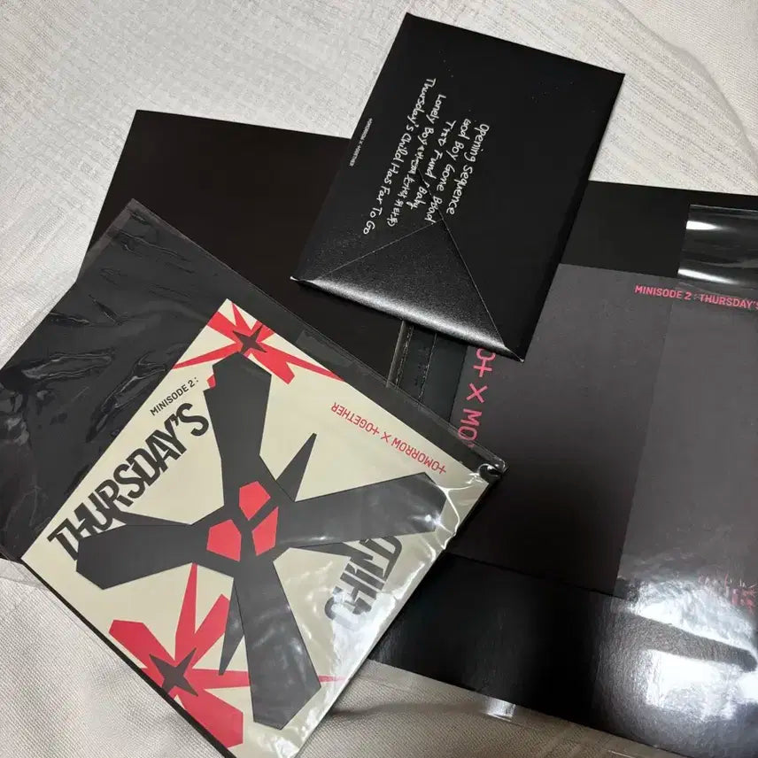 투바투 투모로우바이투게더 앨범 THURSDAYS CHILD