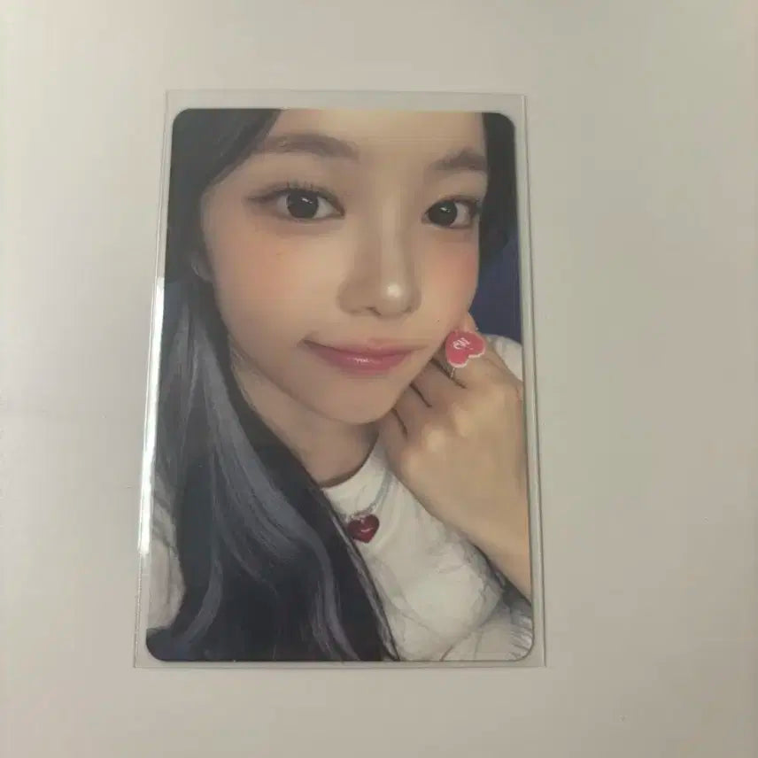 하츠투하츠 이안 포카 사웨 미공포 럭드 얼빡 스타일