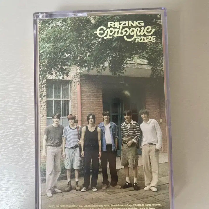 라이즈 카세트테이프 앨범