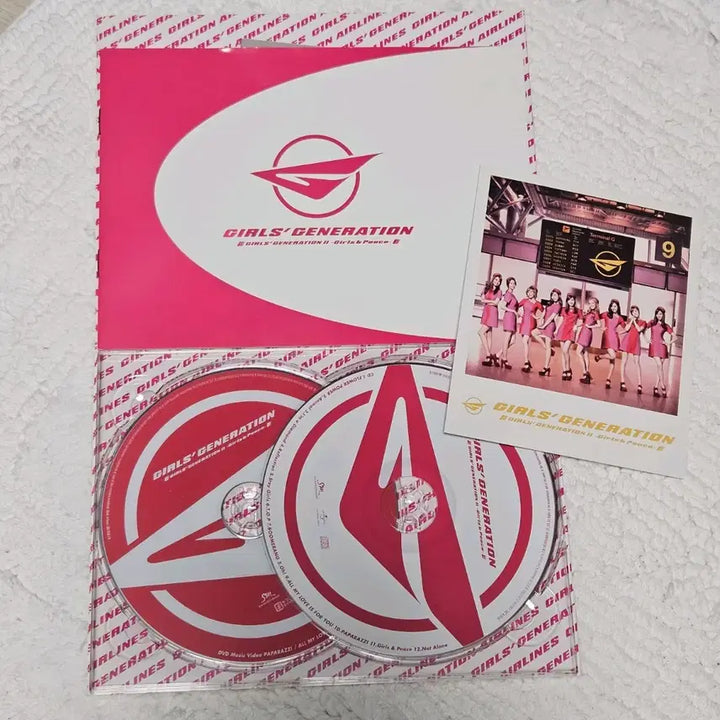 소녀시대 일본 정규 2집 Girls & Peace 앨범(초회한정반)