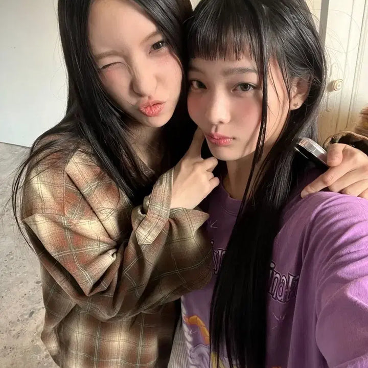 아일릿 bomb 위버스 포카 양도 판매 윤아모카민주원희이로하