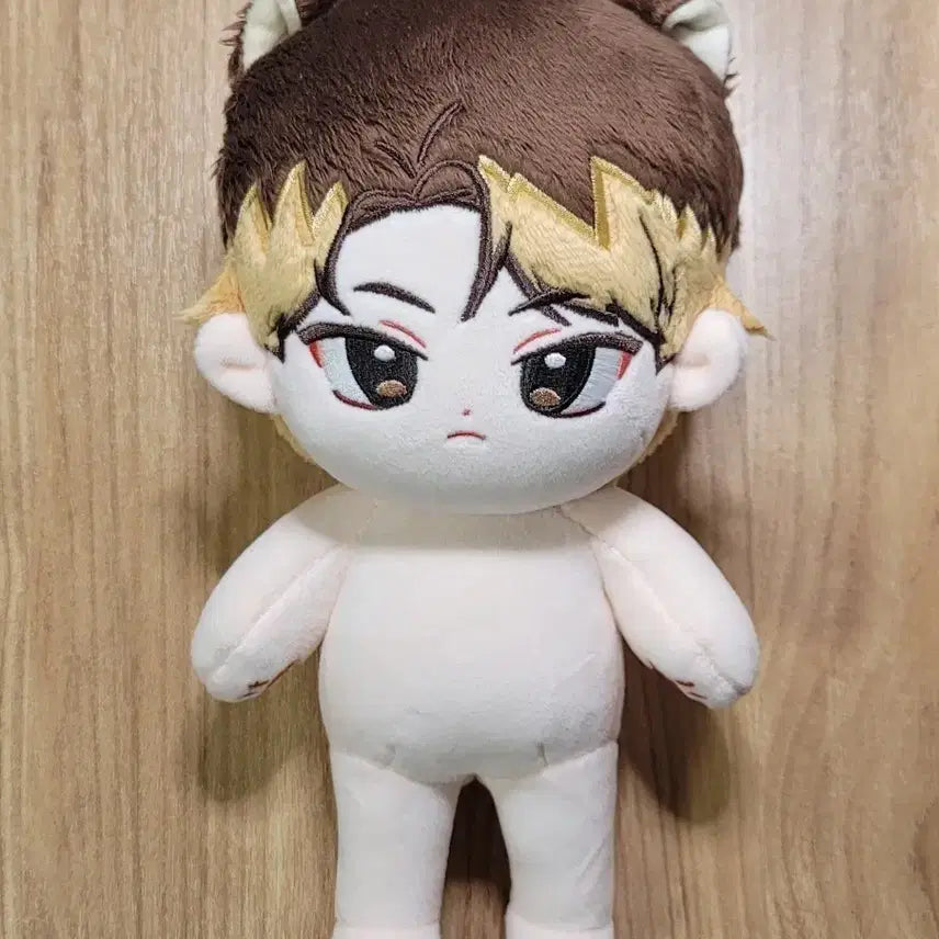 온앤오프 이션(창윤) 인형 카뵤