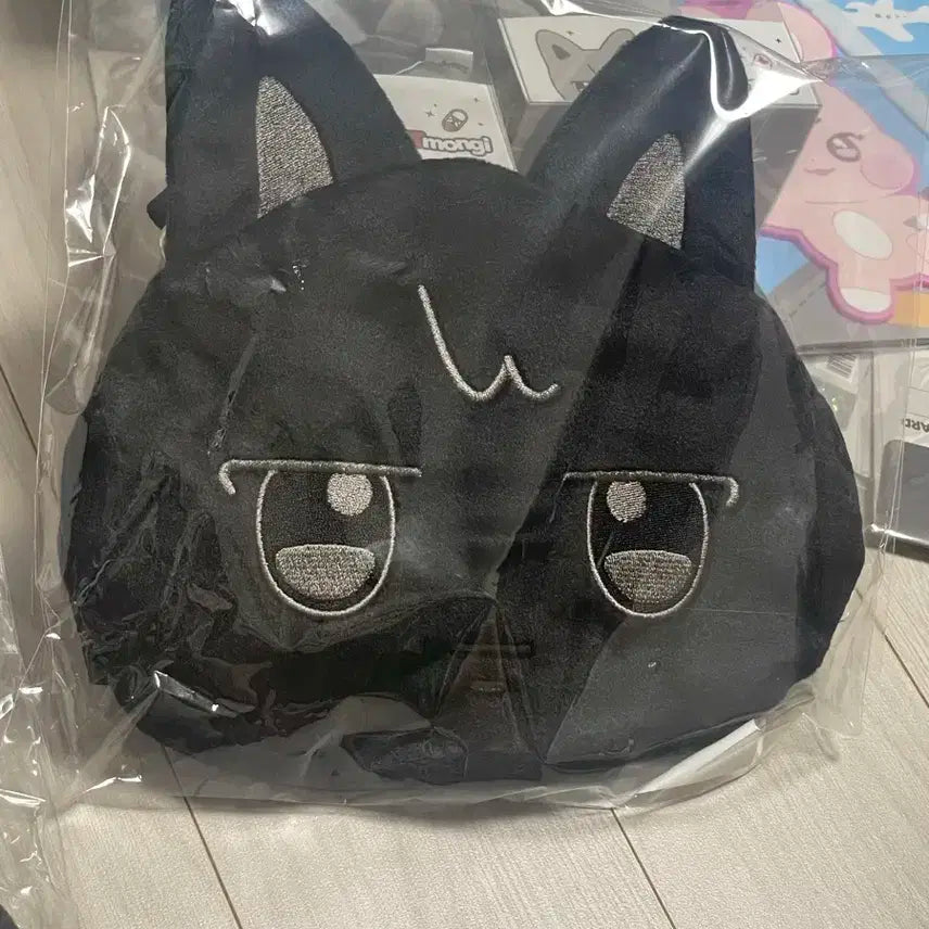 에이티즈 애니티즈 우요냥 얼굴 파우치백