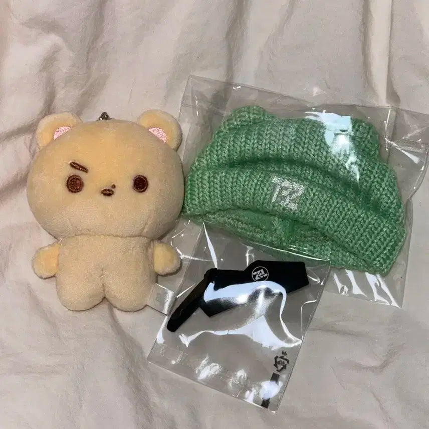 더보이즈 현재 공식 인형 곰곰이 세트 양도 (포카 X)