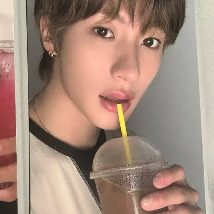 라이즈 앤톤 메가커피 스탬프 특전 포카 포토카드 찬영