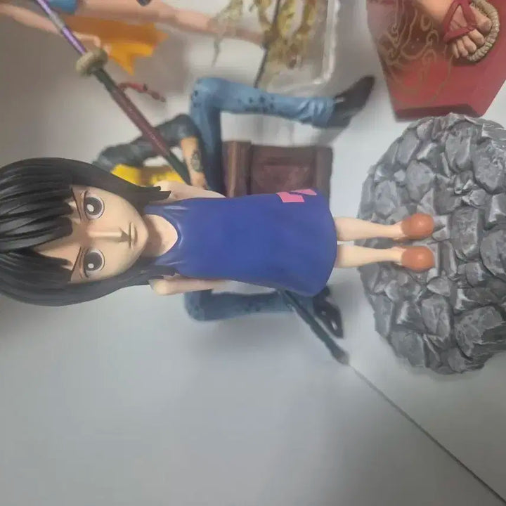 로빈 레진 피규어 팔아요