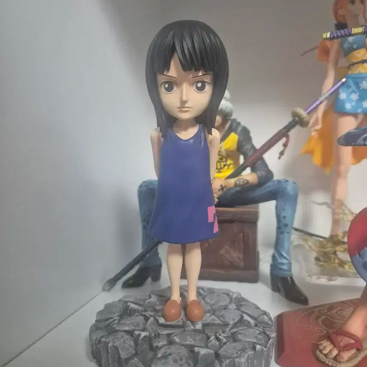 로빈 레진 피규어 팔아요