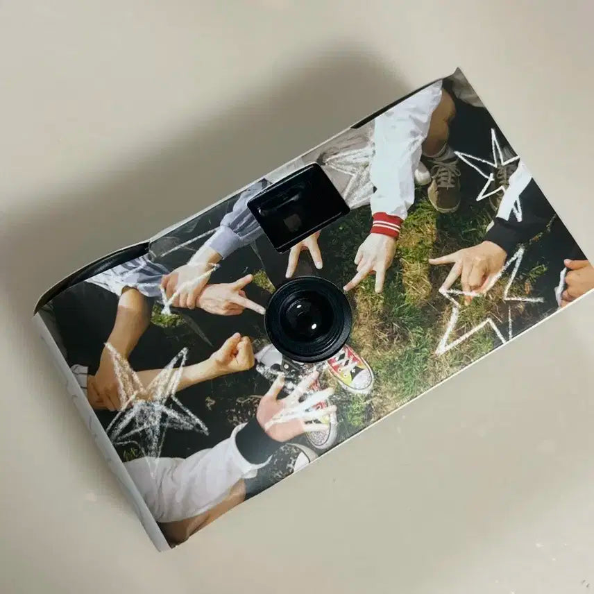 단순개봉 엔시티위시 필름카메라 (전시회 엠디)