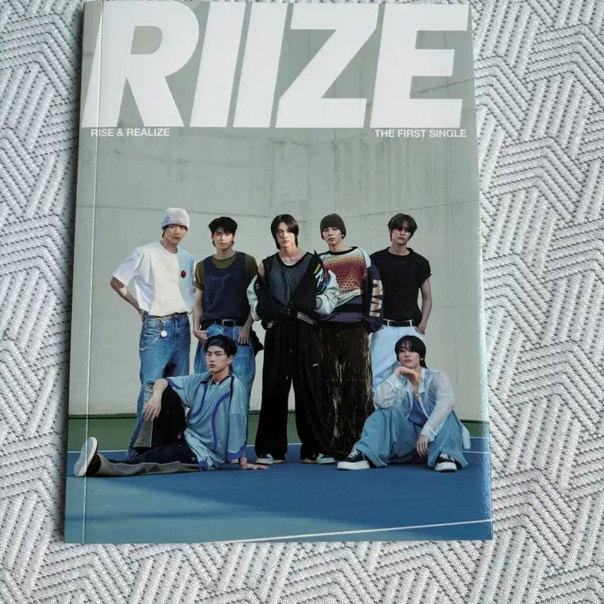 라이즈 데뷔앨범(포스터 승한)