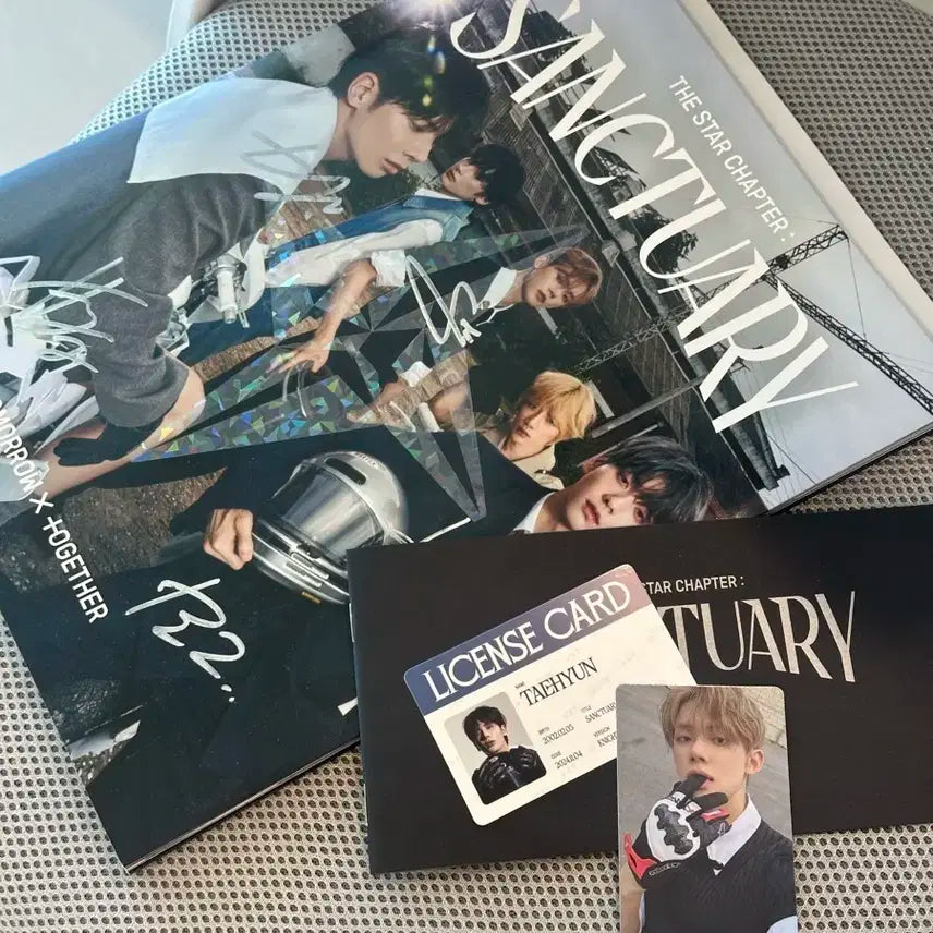 투바투 생추어리 싸인앨범