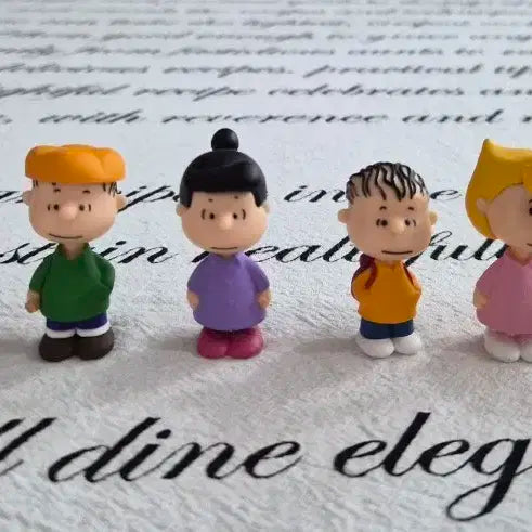 스누피와 친구들 피규어 세트