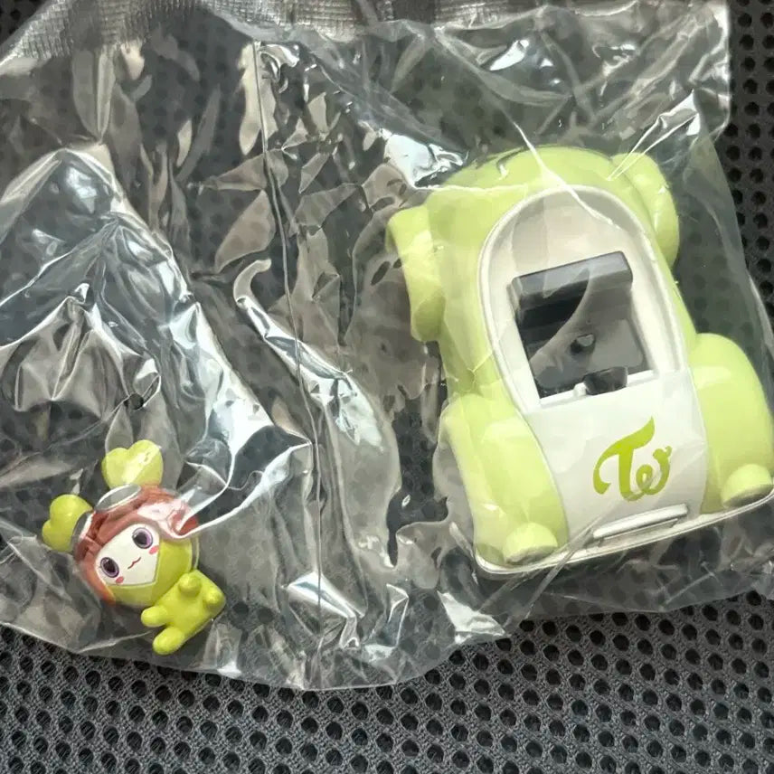 추석세일)트와이스 일본 자동차 가챠 정연 정블리 미개봉