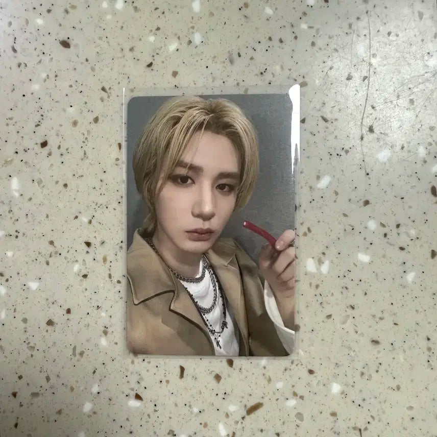 보넥도 이한 19.99 이즈위 중국 영통 특전 포카 양도