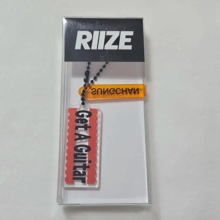 라이즈 성찬 겟어기타 아크릴 키링 riize sungchan