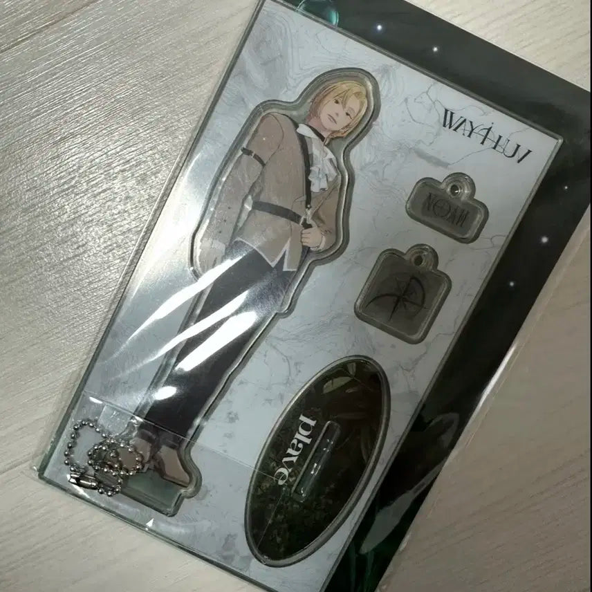 플레이브 노아 밤비 하민 웨포럽 아크릴스탠드 일괄 양도