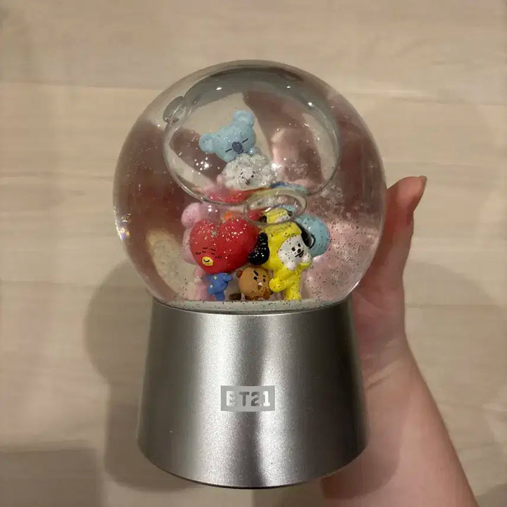 방탄소년단 Bts bt21 굿즈 일괄 양도합니다 인형 스노우볼