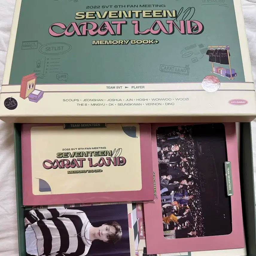 세븐틴 2022 캐럿랜드 메모리북 DVD 디지털 코드 풀박