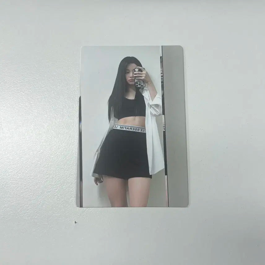 르세라핌 언포기븐 허윤진 앨범 포카