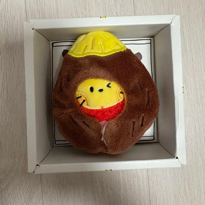 트루즈 라우 트레저 인형 윤재혁