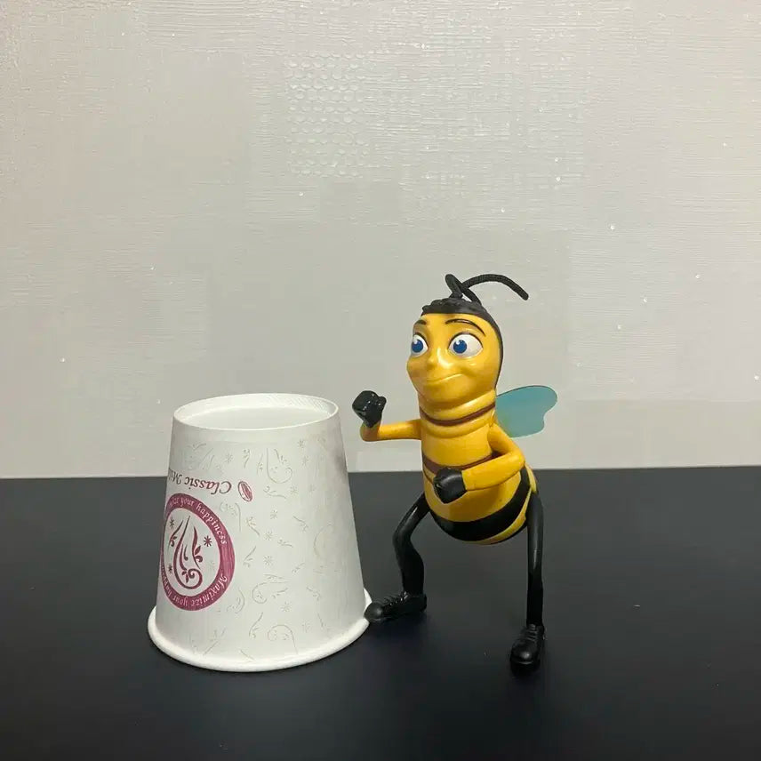 드림웍스 꿀벌 대소동 배리 태엽 피규어