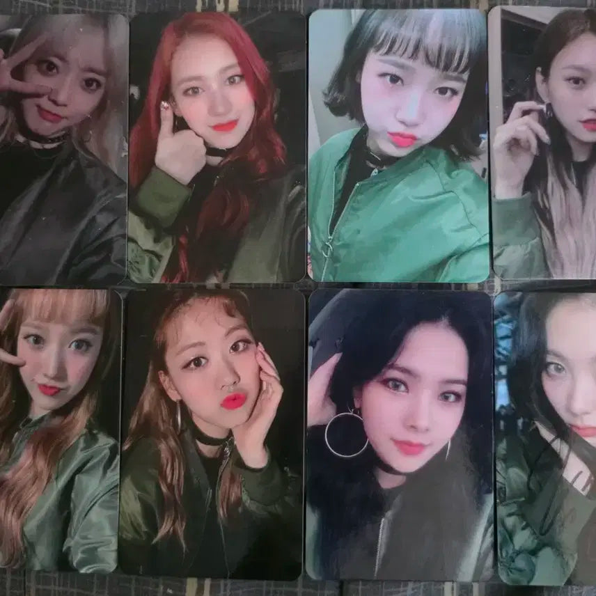 위키미키 1집 싱글 앨범 공방 포카 판매합니다.