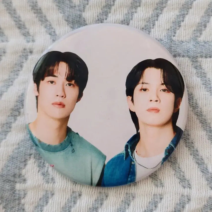 엔플라잉 보컬즈 일본 밴드 킹덤 공식굿즈 캔뱃지