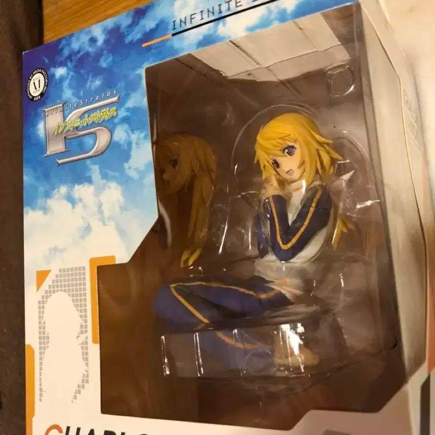 미개봉 인피니트 스트라토스 샤를로트 듀노아 피규어 알터