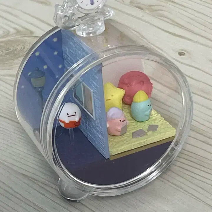 스밋코쿠라시 피규어