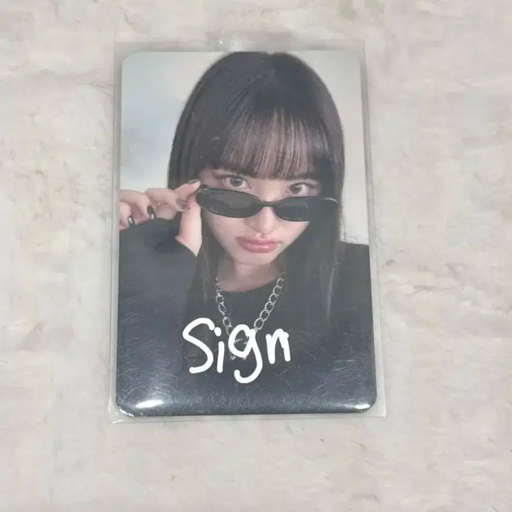 싸포덤,공굿덤2장)아이브 리즈 아이엠 스페셜 싸인포카 판매 ㅅㅊㅇ