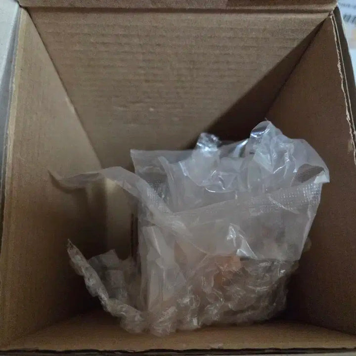 원피스 웨딩 나미 피규어 (개봉)