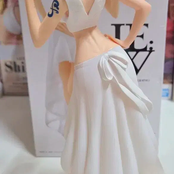 원피스 웨딩 나미 피규어 (개봉)