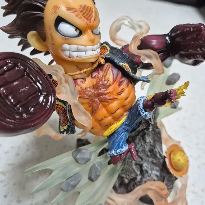 원피스 루피 피규어