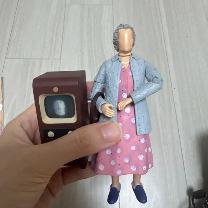 폴터 가이스트 공포영화 피규어