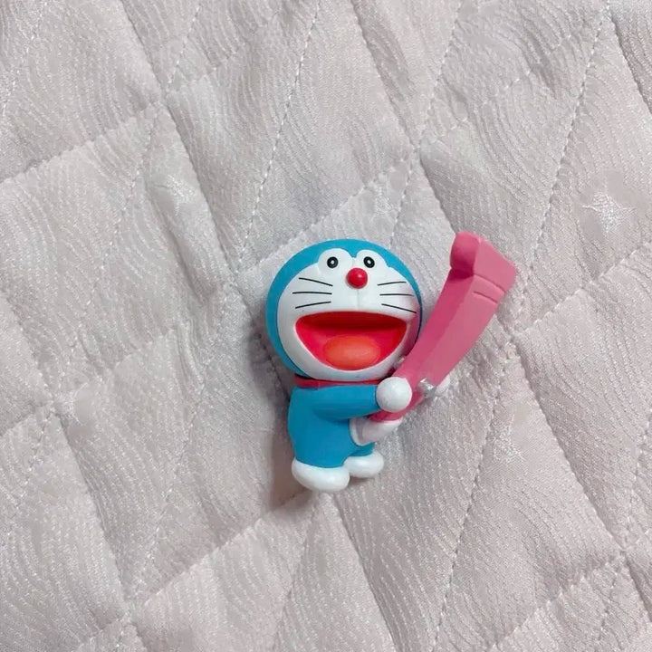 도라에몽 어디로든문 피규어