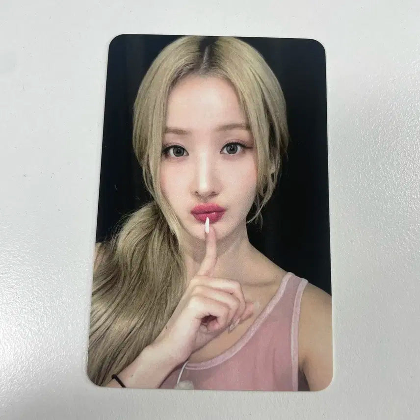 키스오브라이프 키오프 벨 마이다스터치 헬로라이브 미공포 쉿 포카