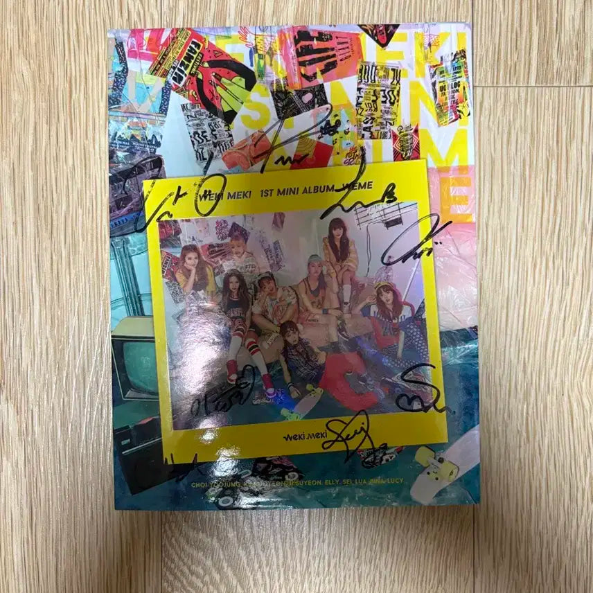 위키미키 WEME 1st 앨범 친필 싸인 CD 비매 품