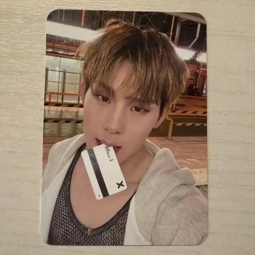 몬스타엑스 공방 주차권 포카 주헌