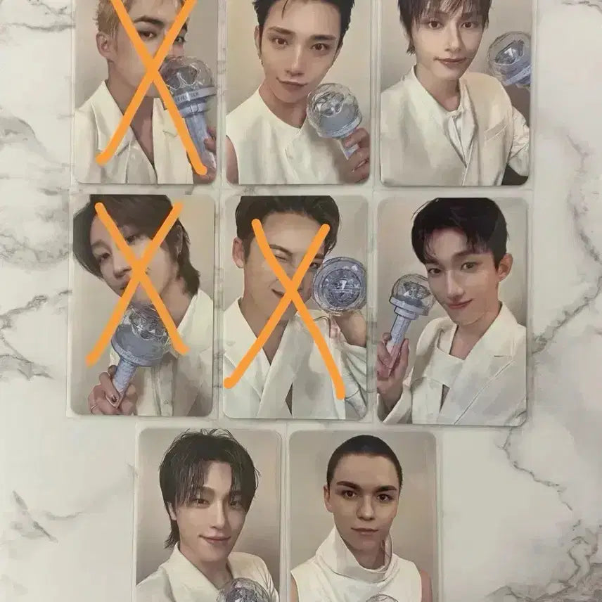 세븐틴 뉴콘 캐럿존 포카판매합니다.