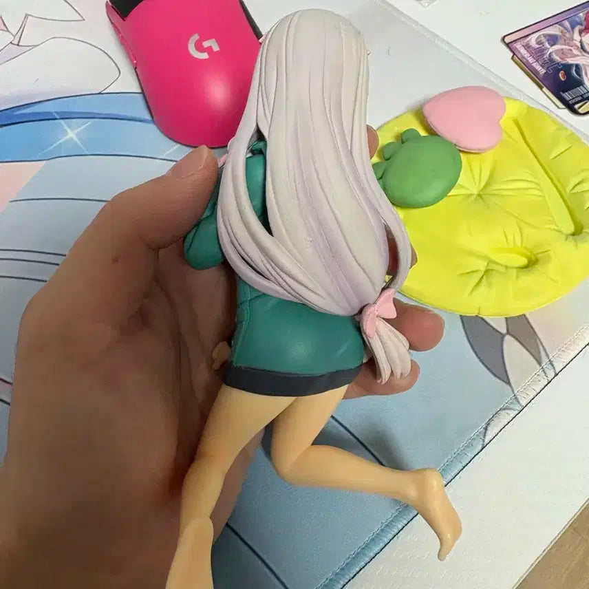 애로망가 선생  고전 피규어