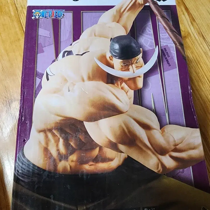 원피스 Grandista 에드워드 뉴게이트 피규어