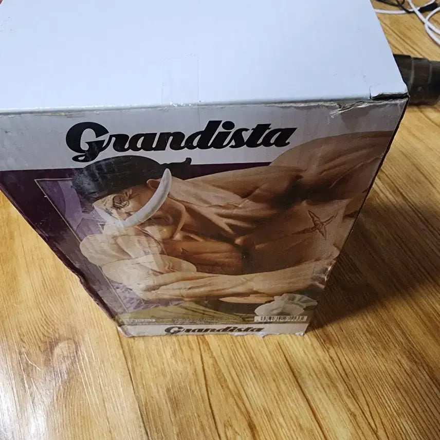 원피스 Grandista 에드워드 뉴게이트 피규어