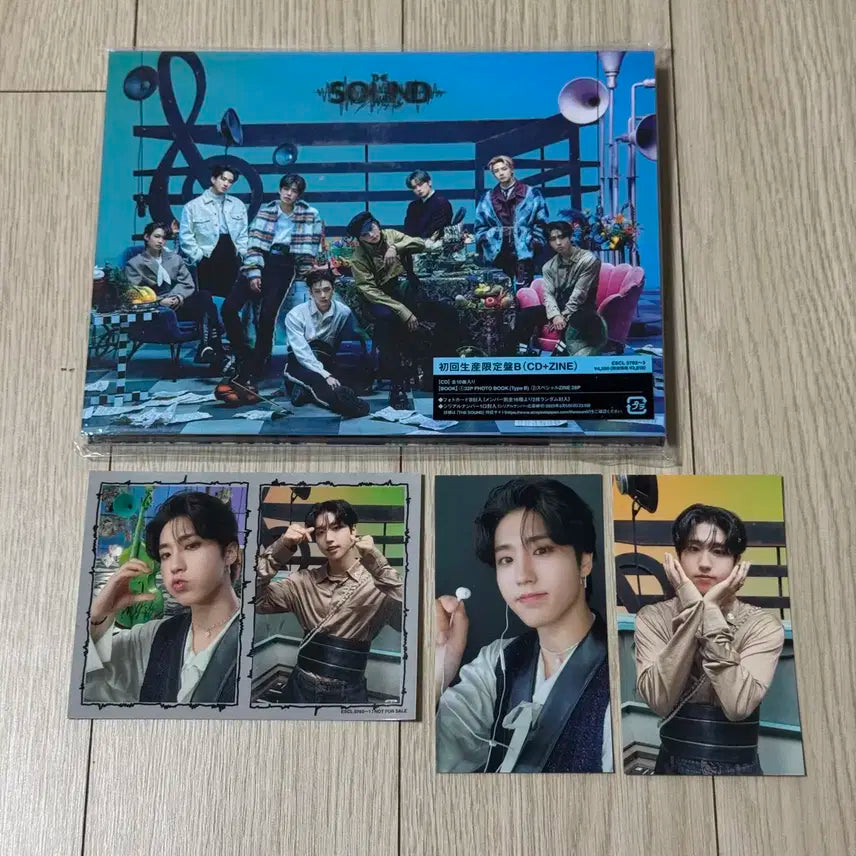 스트레이키즈 더사운드 일본 한정판B 앨범 + 한지성 한 포카 2장+스티커