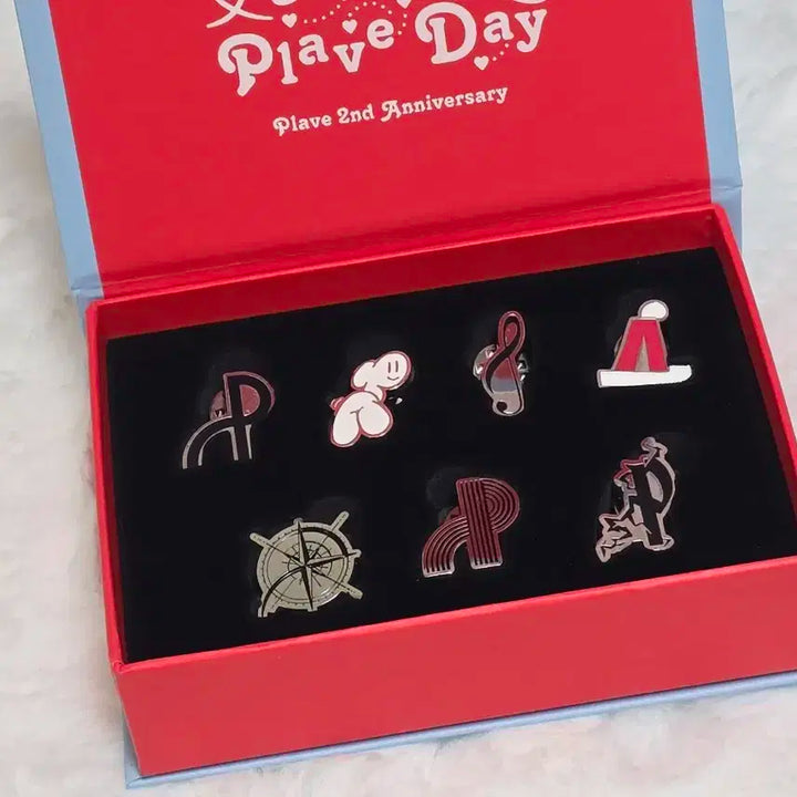 플레이브 2주년 뱃지