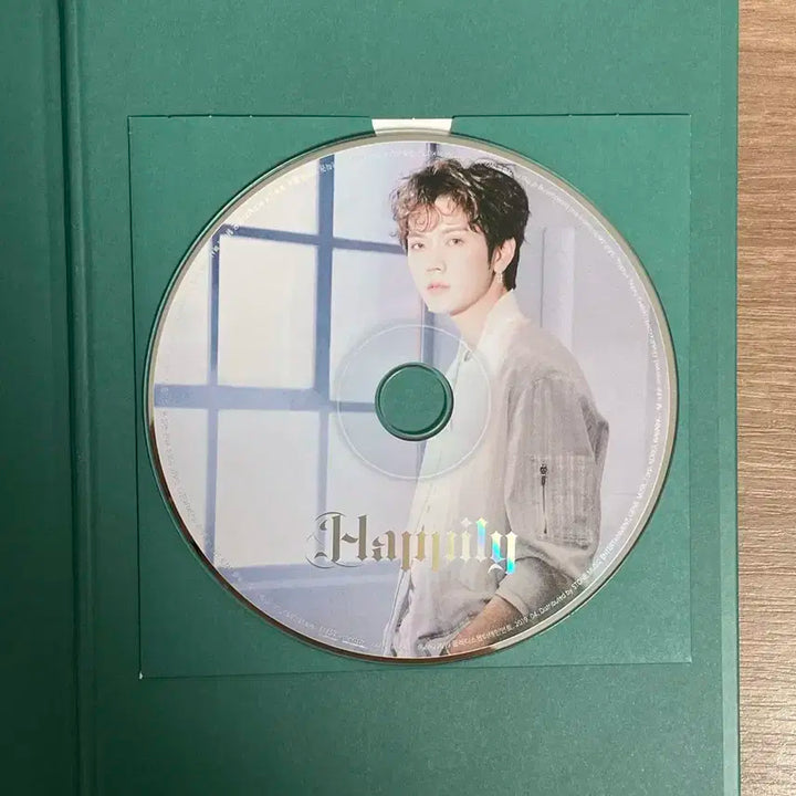 뉴이스트 happily ever after ver.2